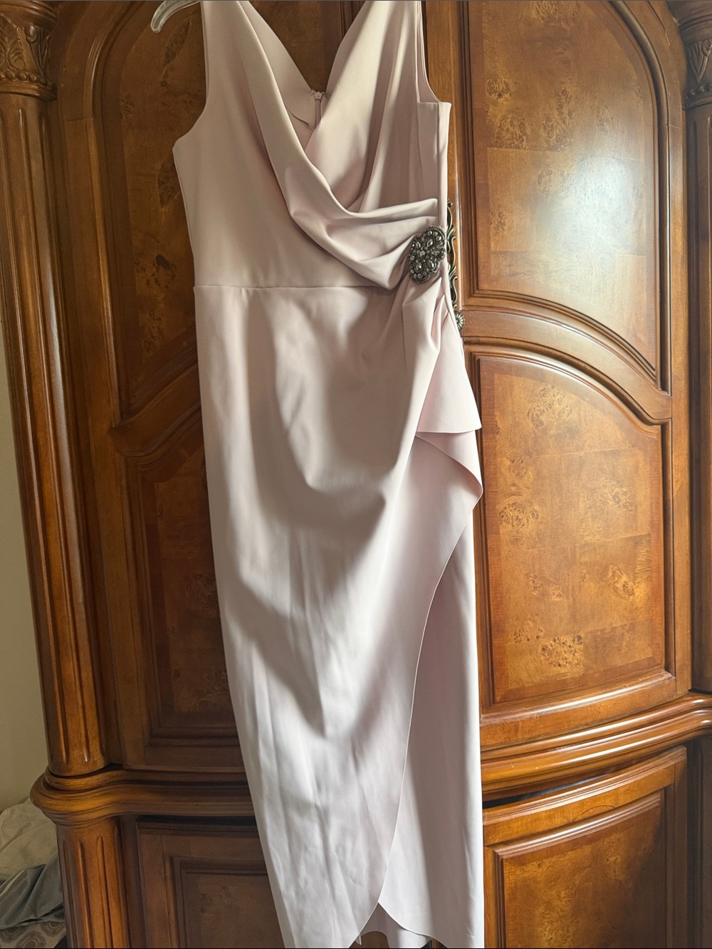 Alex Evenings Soft Blush Pink Cowl-Neck Midi Dress with Brooch